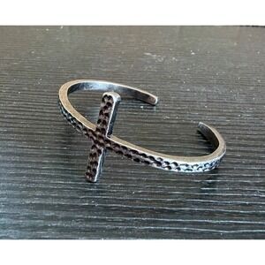 Hammered Silver Tone Sideways Cross Cuff Bracelet Textured Religious Jewelry